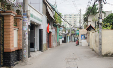 Nhà riêng lẻ mới xây “tăng nhiệt” tại khu Nam Sài Gòn