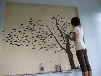 Vẽ tường là một ý tưởng hay ho trong việc trang trí nhà đón Tết 